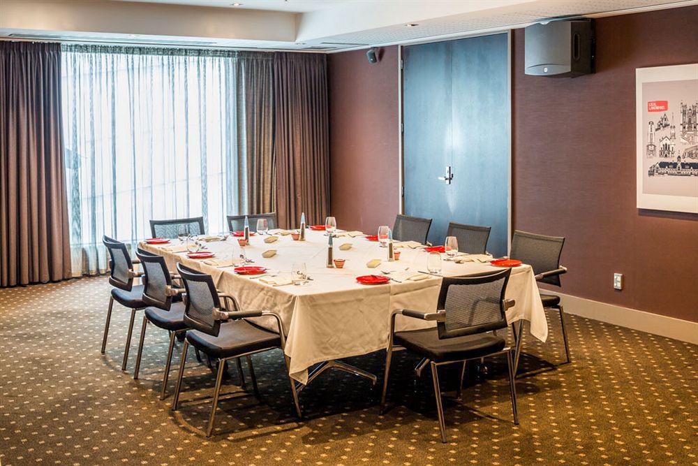 Bolton Hotel Wellington Bagian luar foto Meeting room at the Swissôtel in Sydney
